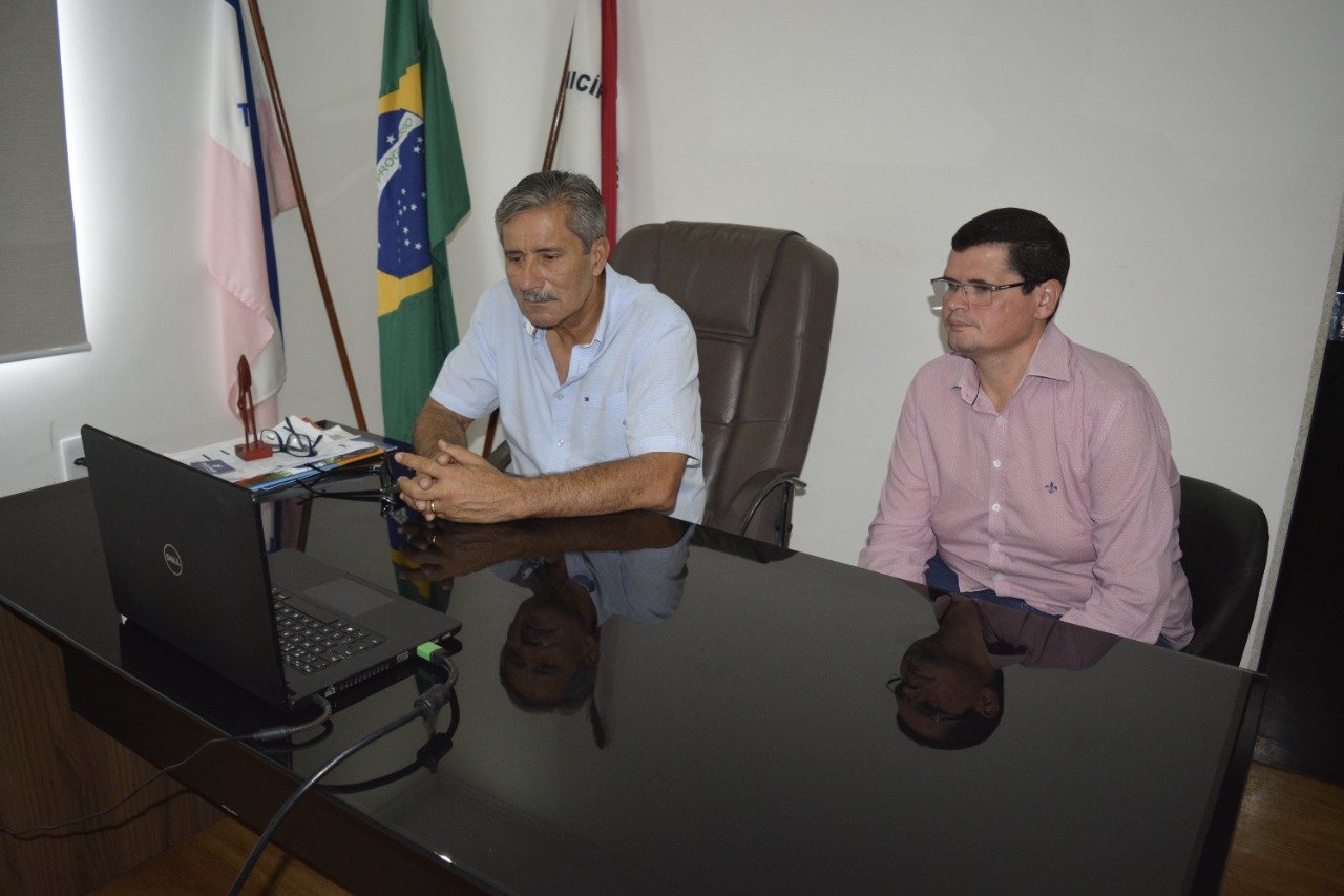 Prefeito Dorlei Fontão participa de reunião com a ANTT para debater ferrovia EF-118